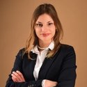 Portraitfoto: Letizia Weidemann, Gebietsleiterin, Deutsche Bank Immobilien GmbH