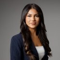 Portraitfoto: Emilia Avil, Vertriebsorientierte Immobilienkauffrau, Deutsche Bank Immobilien GmbH
