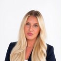 Portraitfoto: Anna-Leena Rahlenbeck, Gebietsleiterin, Deutsche Bank Immobilien GmbH
