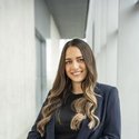 Portraitfoto: Drita Rusiti, Gebietsleiterin, Deutsche Bank Immobilien GmbH