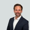 Portraitfoto: Benjamin Stein, Vertriebsleiter, Deutsche Bank Immobilien GmbH