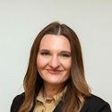 Portraitfoto: Ramona Porath, Gebietsleiterin, Deutsche Bank Immobilien GmbH