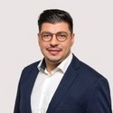 Portraitfoto: Iljaz Gubetini, Gebietsleiter, Deutsche Bank Immobilien GmbH