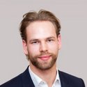 Portraitfoto: Felix Weber, Gebietsleiter, Deutsche Bank Immobilien GmbH