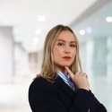 Portraitfoto: Valerie Schulze, Vertriebsleiterin, Deutsche Bank Immobilien GmbH
