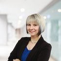 Portraitfoto: Linda Stahn, Gebietsleiterin, Deutsche Bank Immobilien GmbH