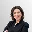 Portraitfoto: Anna Aruti, Gebietsleiterin, Deutsche Bank Immobilien GmbH