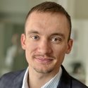 Portraitfoto: Joshua Arnold, Vertriebsorientierter Immobilienkaufmann, Deutsche Bank Immobilien GmbH