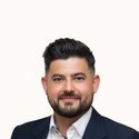 Portraitfoto: Ilyas Tutal, Gebietsleiter, Deutsche Bank Immobilien GmbH