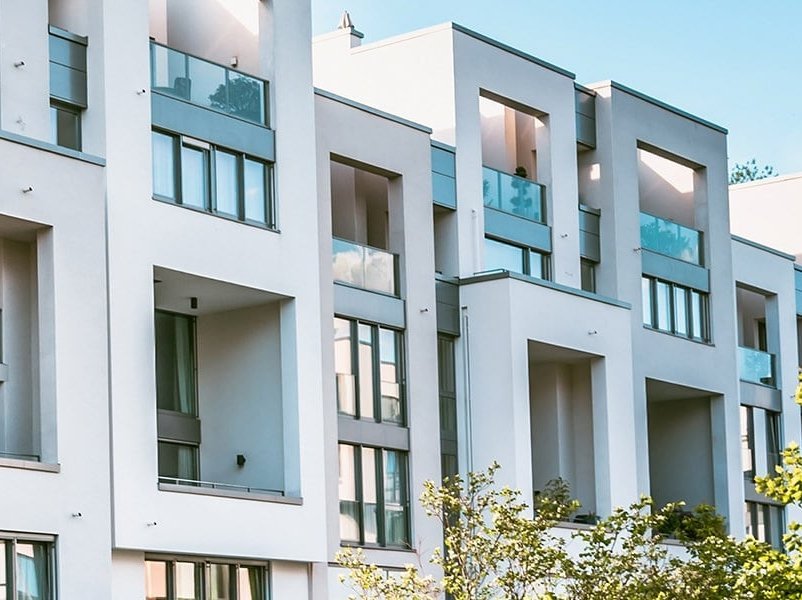 Beispielbild eines Mehrfamilienhauses