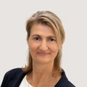 Portraitfoto: Simone Venherm, Gebietsleiterin, Deutsche Bank Immobilien GmbH
