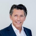 Portraitfoto: Jimmy Nears, Gebietsleiter, Deutsche Bank Immobilien GmbH