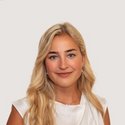 Portraitfoto: Johanna Walter, Gebietsleiterin, Deutsche Bank Immobilien GmbH