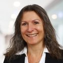 Portraitfoto: Vanessa Frankfurth, Senior Immobilienberaterin, Deutsche Bank Immobilien GmbH